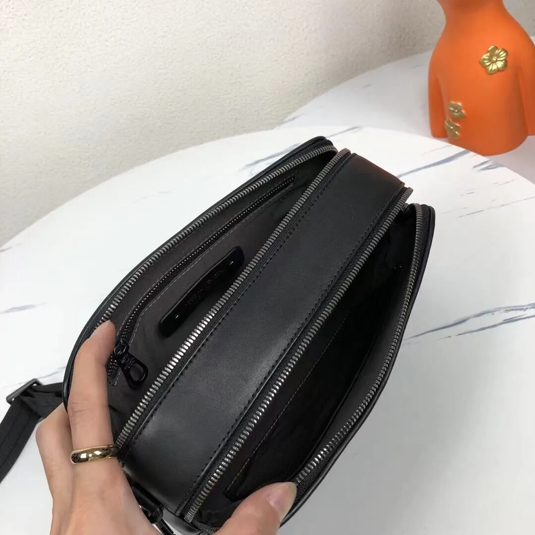 All categories 💚 Top version men’s bags 💚 BV 2024 new BV crossbody bag